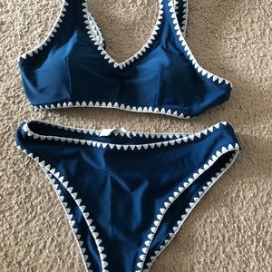 Brand NWT CupShe Woman size large 2 piece bikini